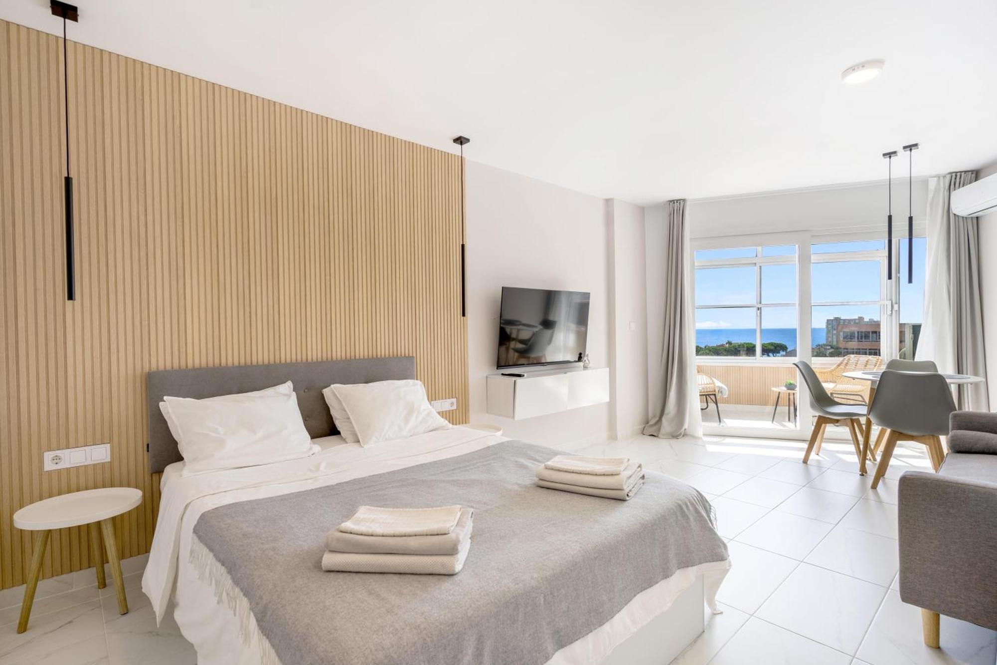 Modern Studio Apartment With Sea Views 5 Min From The Beach Sitio de Calahonda Buitenkant foto