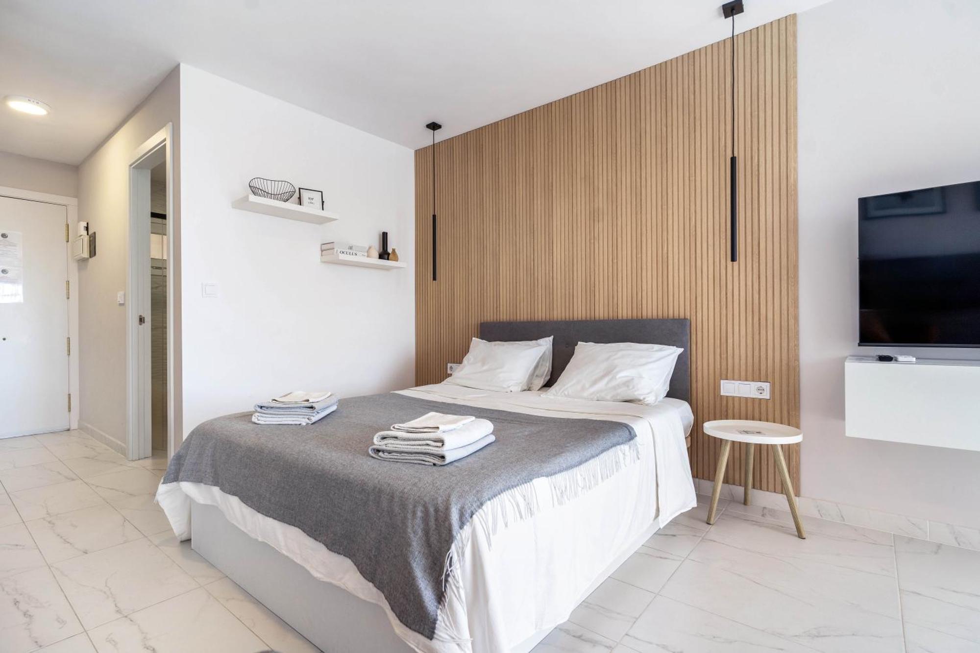 Modern Studio Apartment With Sea Views 5 Min From The Beach Sitio de Calahonda Buitenkant foto